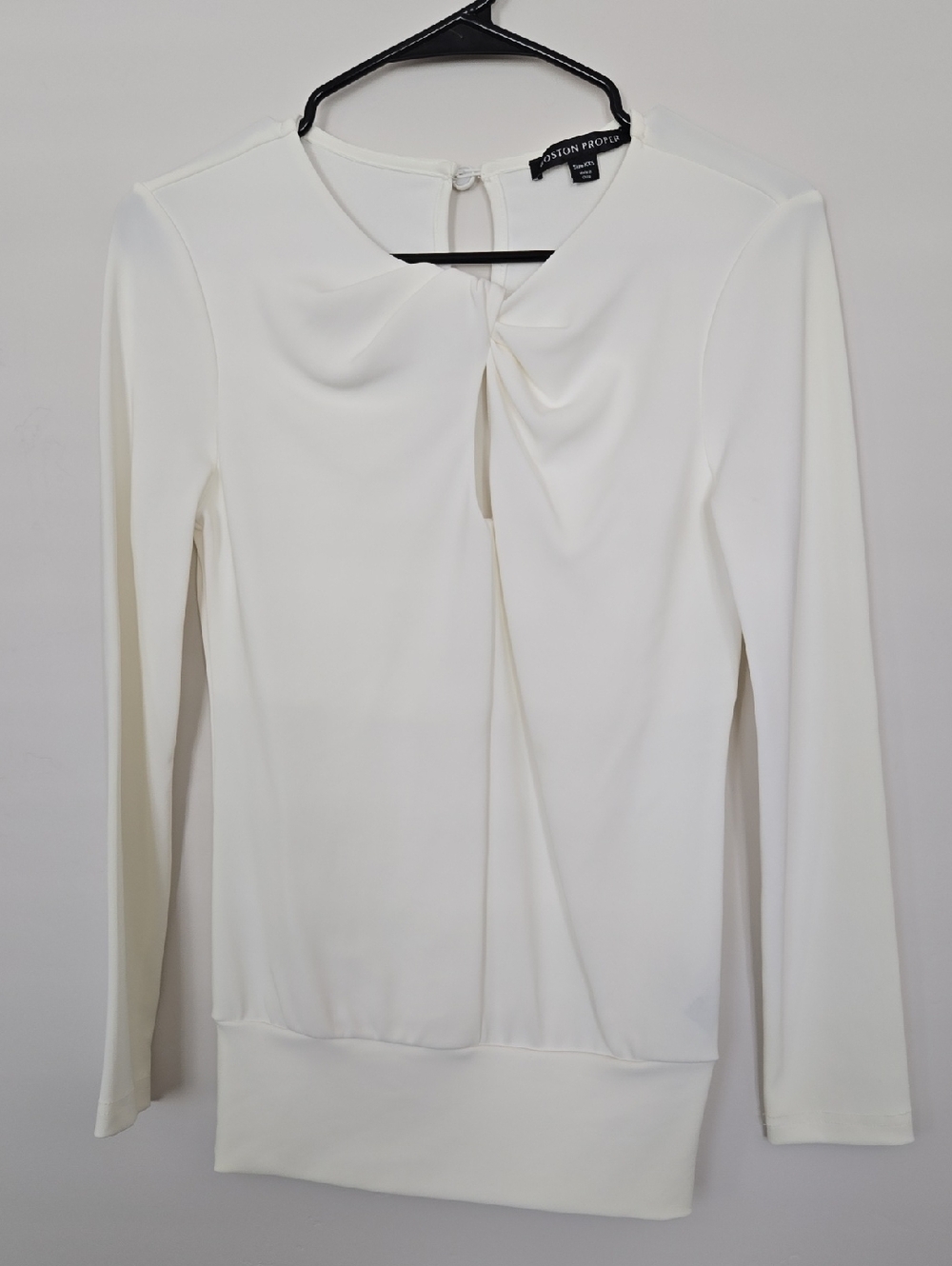 Boston Proper Cream Twist-Front Long Sleeve Blouse